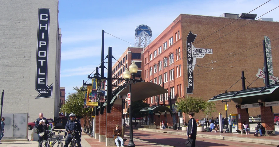 达拉斯夜生活 - 20 个最佳场所