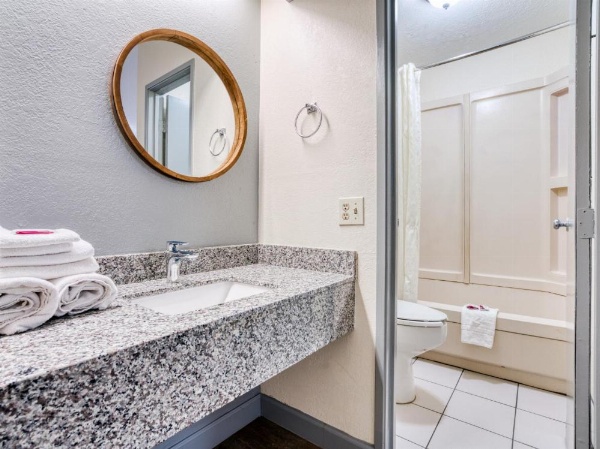 Dallas Love Field Inn image 9
